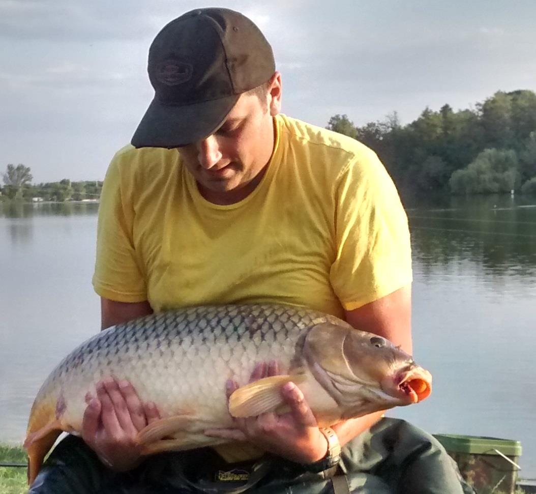 Pescuit in general - Un barosan, Hermes-Peris